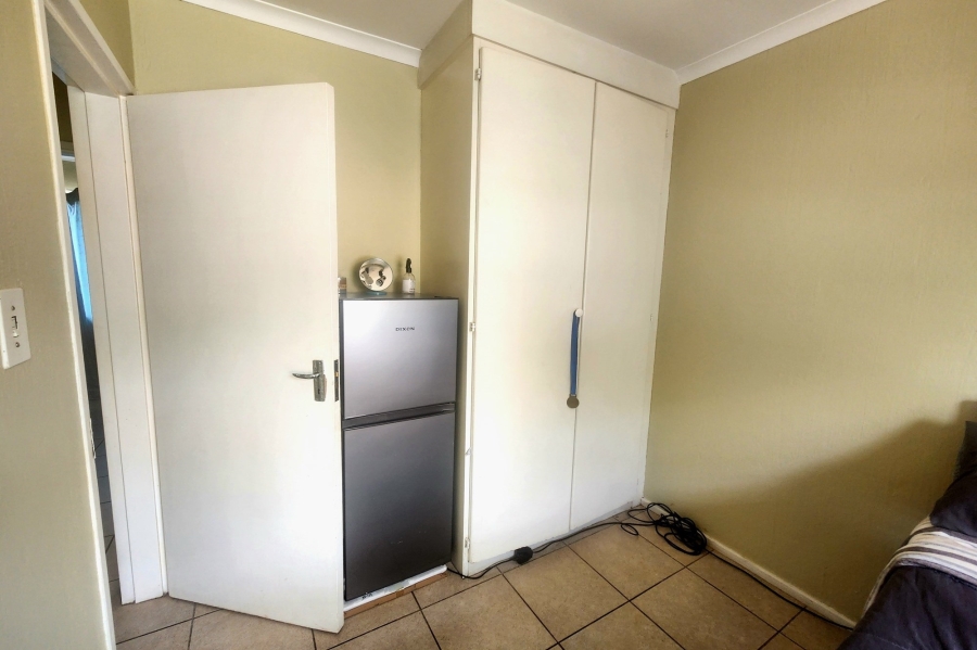 3 Bedroom Property for Sale in Die Hoewes Gauteng