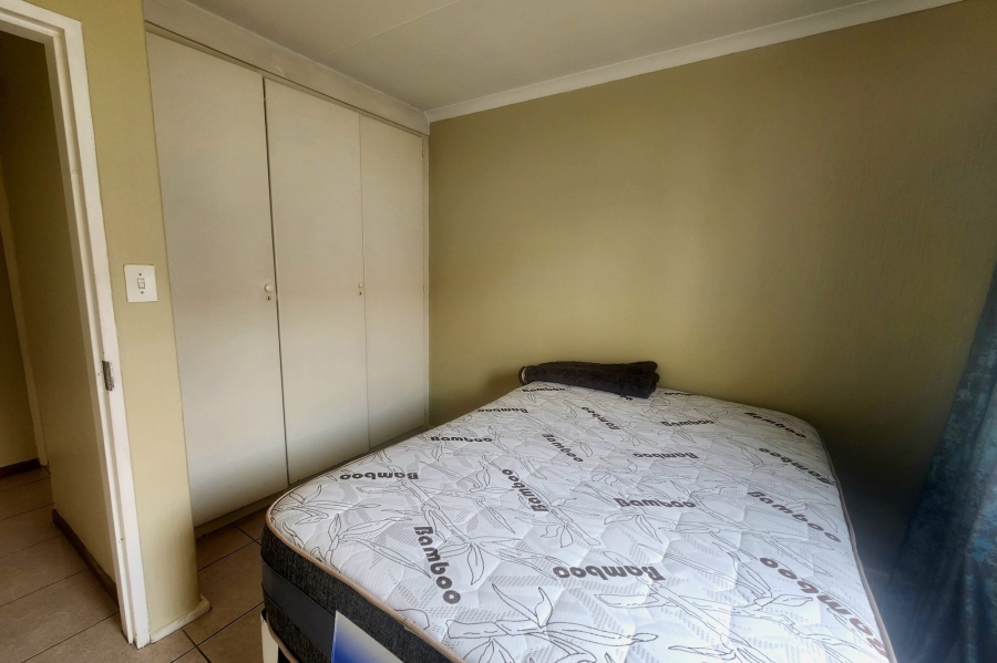 3 Bedroom Property for Sale in Die Hoewes Gauteng