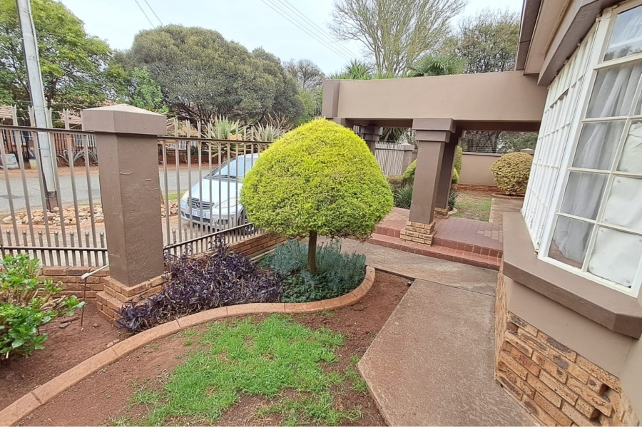 4 Bedroom Property for Sale in Lyttelton Manor Gauteng