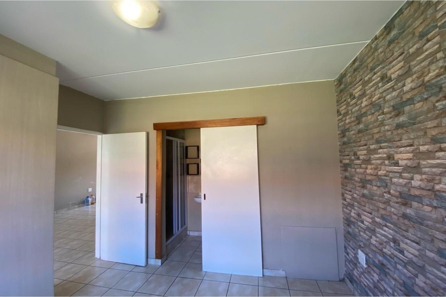 2 Bedroom Property for Sale in Witfield Gauteng