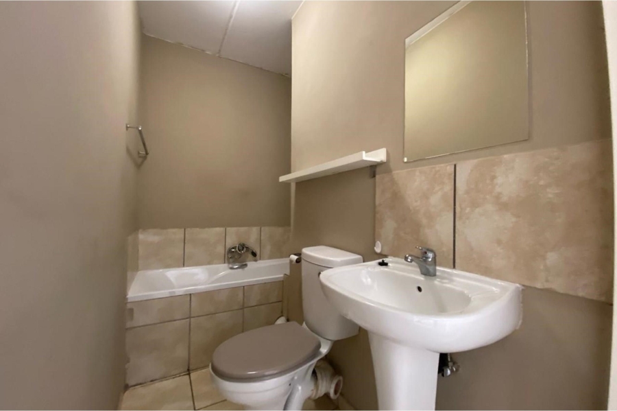 2 Bedroom Property for Sale in Witfield Gauteng