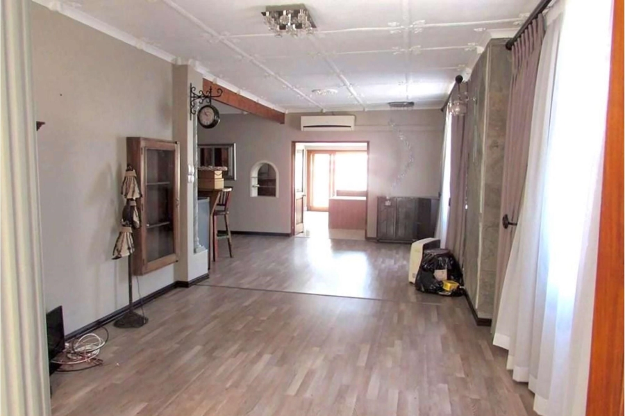 4 Bedroom Property for Sale in Kensington Gauteng