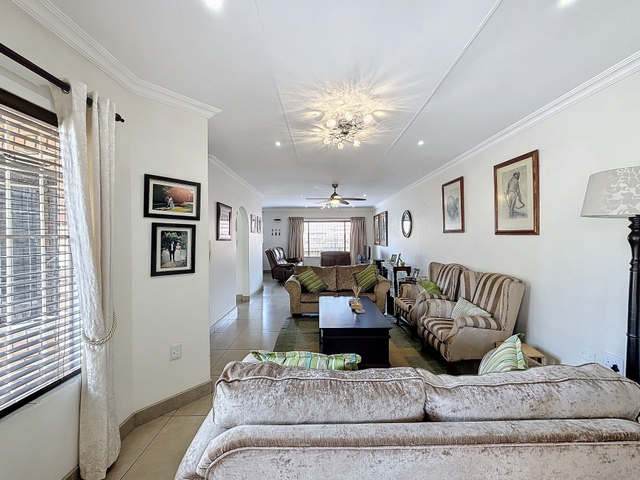 3 Bedroom Property for Sale in Eldoraigne Gauteng