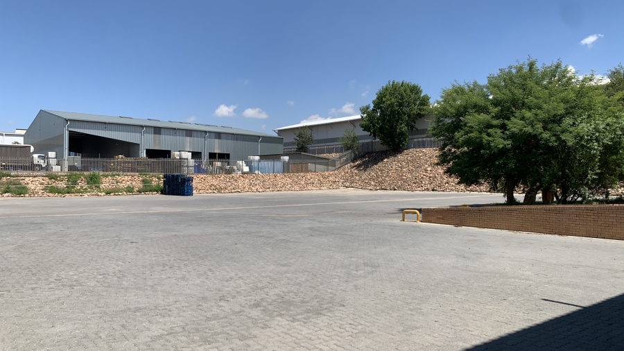 To Let commercial Property for Rent in Elandshaven Gauteng