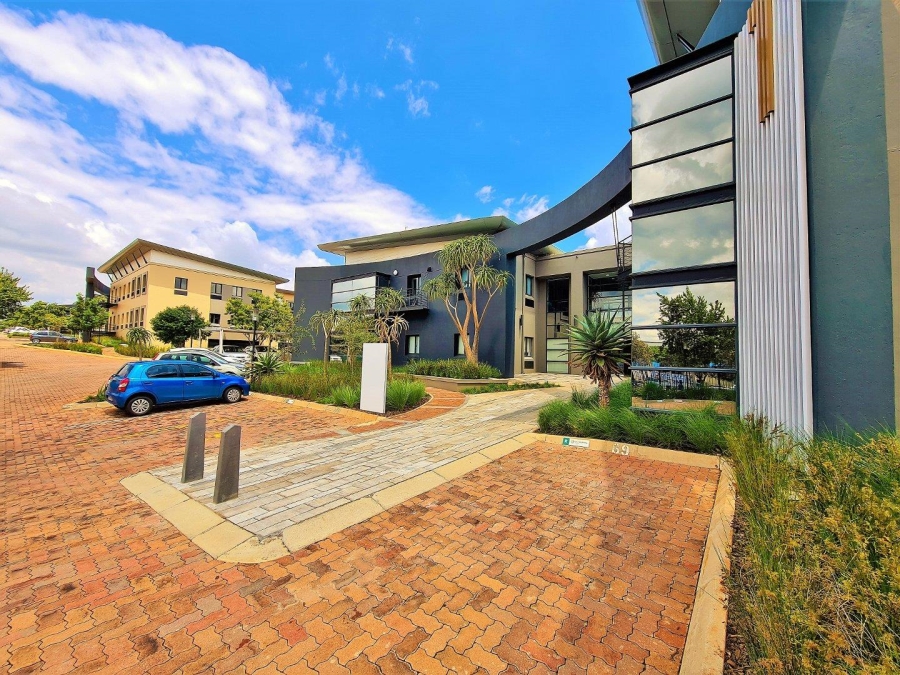 To Let commercial Property for Rent in Strubensvallei Gauteng