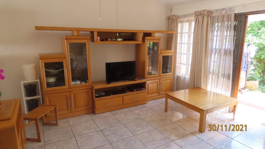 1 Bedroom Property for Sale in Bryanston Gauteng