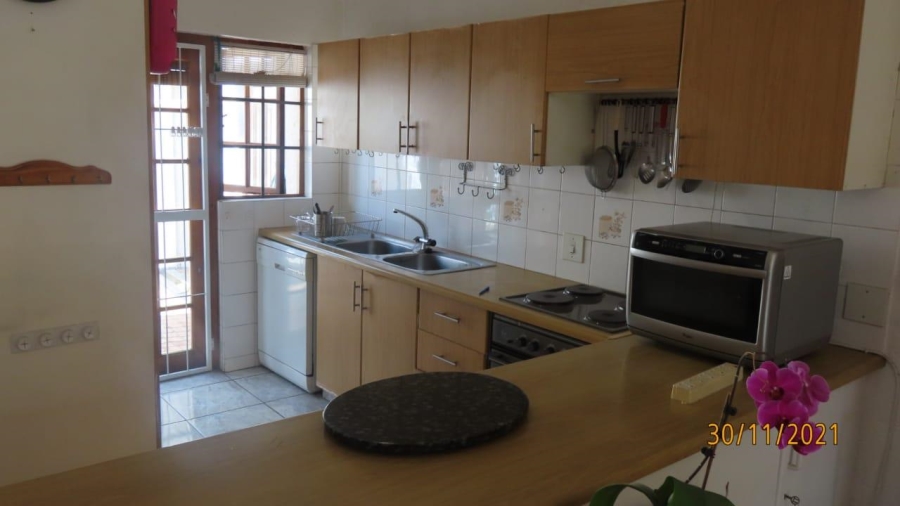 1 Bedroom Property for Sale in Bryanston Gauteng