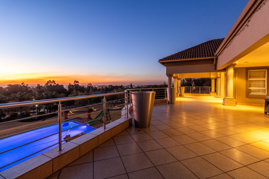 5 Bedroom Property for Sale in Cornwall Hill Gauteng