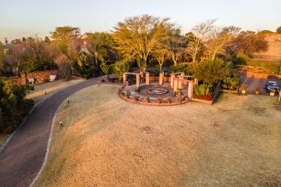 5 Bedroom Property for Sale in Cornwall Hill Gauteng