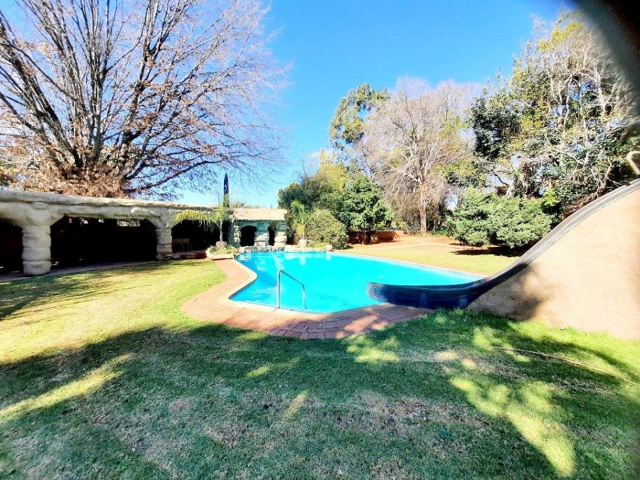 9 Bedroom Property for Sale in Chancliff A H Gauteng