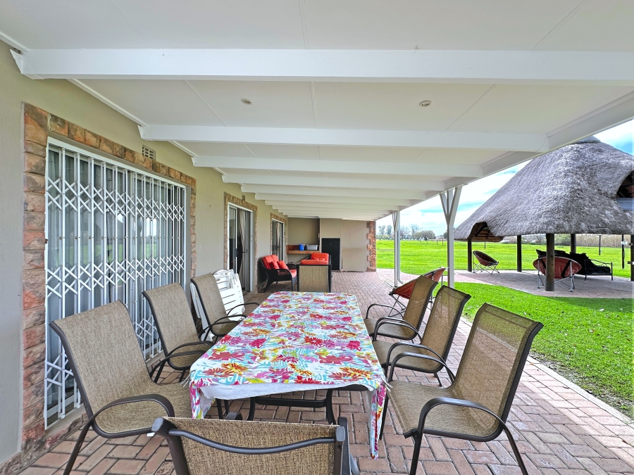 3 Bedroom Property for Sale in Shores of Loch Vaal Gauteng