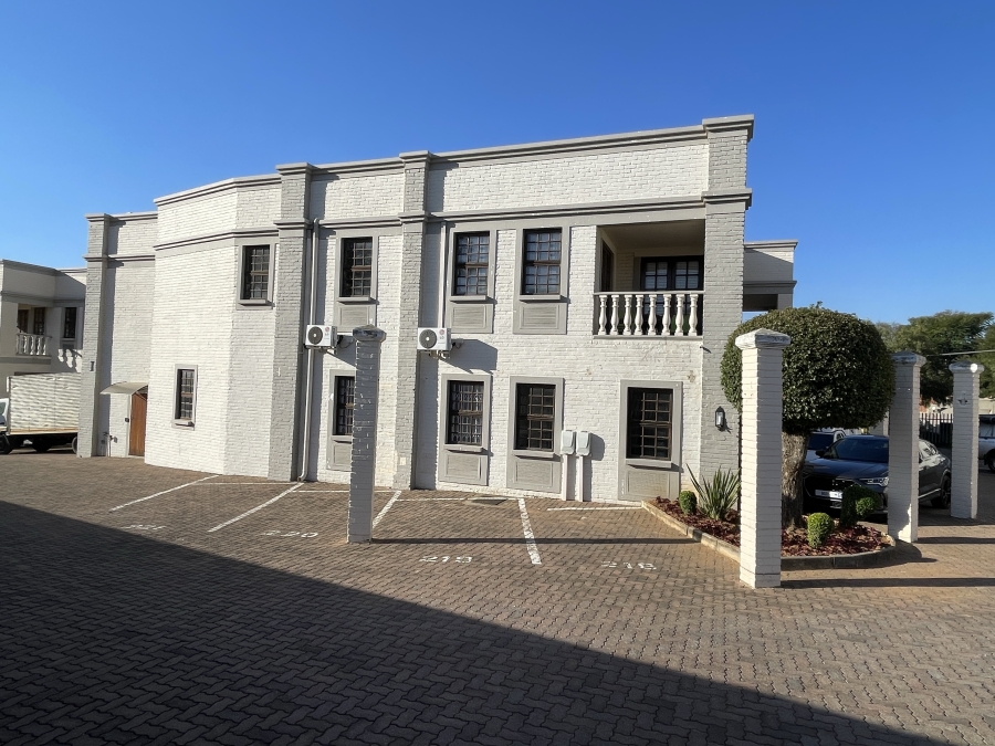 To Let commercial Property for Rent in Eastgate Gauteng