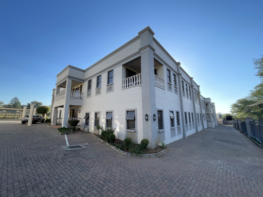 To Let commercial Property for Rent in Eastgate Gauteng