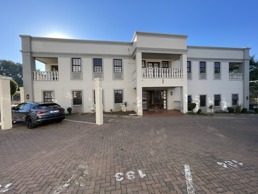 To Let commercial Property for Rent in Eastgate Gauteng