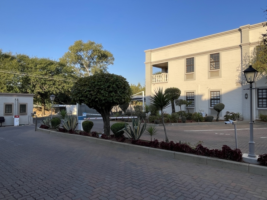 To Let commercial Property for Rent in Eastgate Gauteng