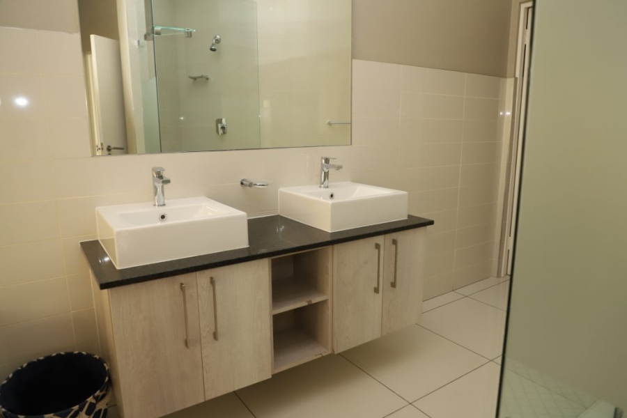 To Let 2 Bedroom Property for Rent in Rivonia Gauteng