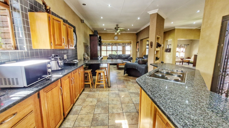 4 Bedroom Property for Sale in Florauna Gauteng