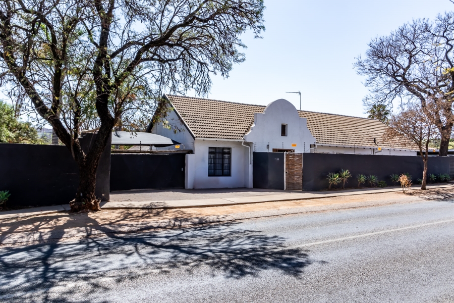 3 Bedroom Property for Sale in Rietfontein Gauteng