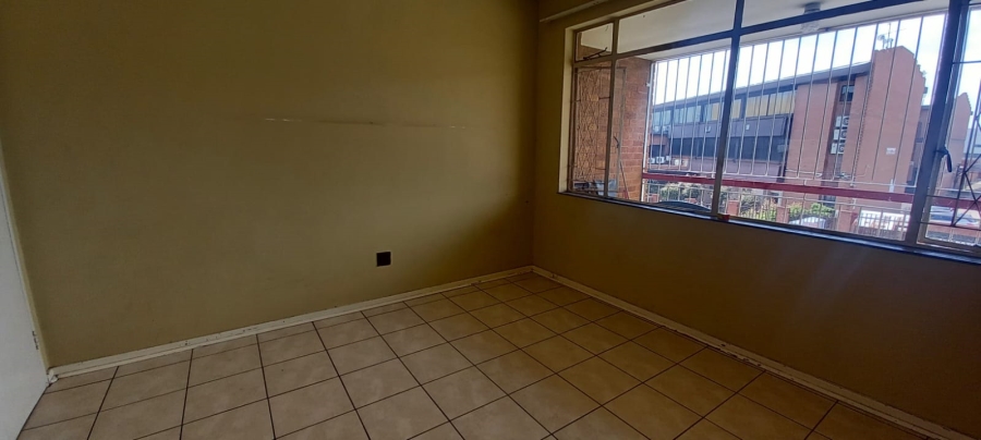 2 Bedroom Property for Sale in New Redruth Gauteng