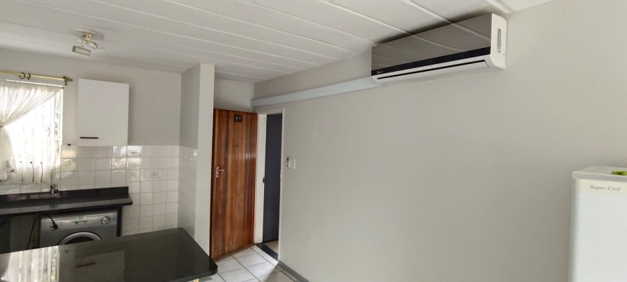 2 Bedroom Property for Sale in Verwoerdpark Gauteng