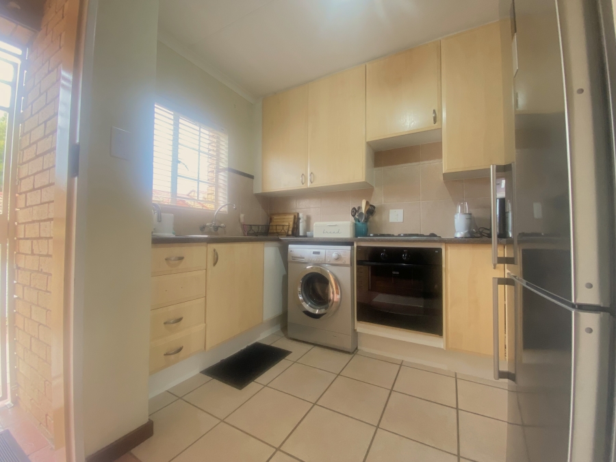 2 Bedroom Property for Sale in Mooikloof Ridge Gauteng