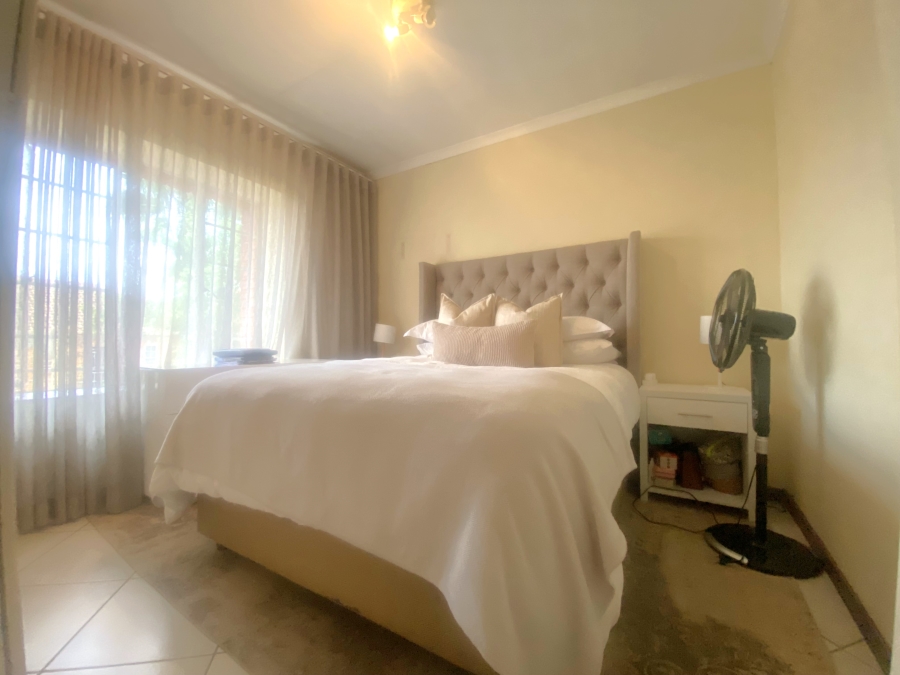 2 Bedroom Property for Sale in Mooikloof Ridge Gauteng