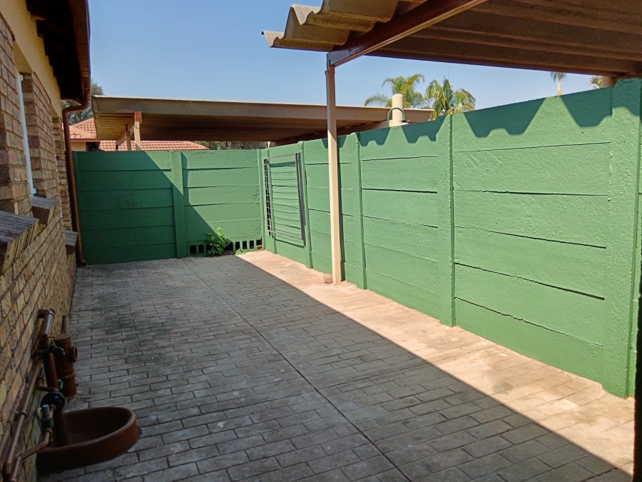 To Let 3 Bedroom Property for Rent in Montana Park Gauteng