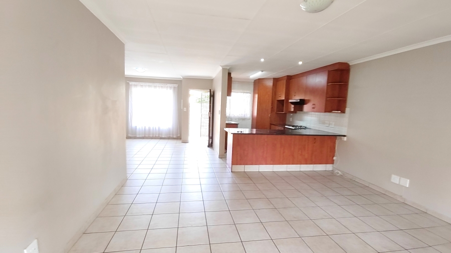 3 Bedroom Property for Sale in Annlin Gauteng