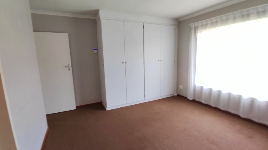 3 Bedroom Property for Sale in Annlin Gauteng