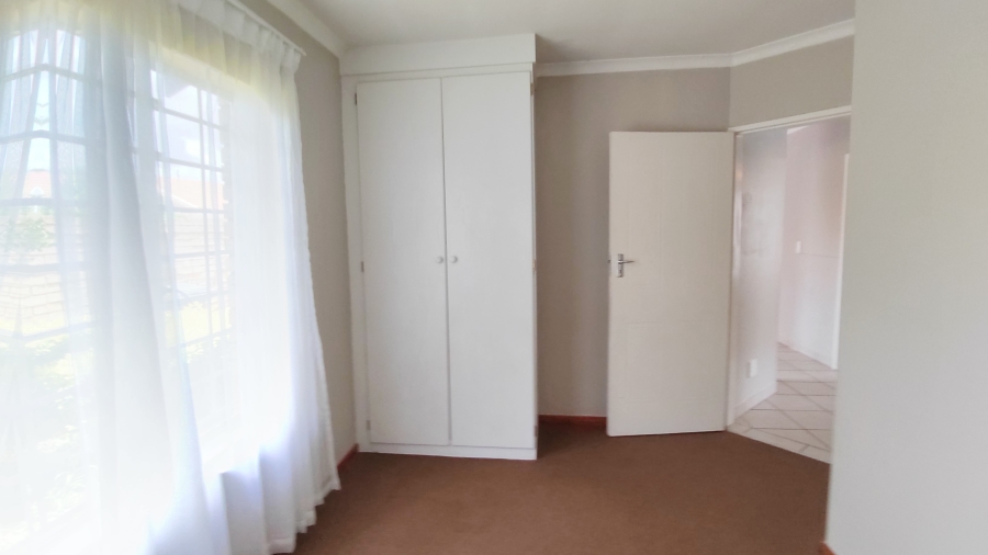 3 Bedroom Property for Sale in Annlin Gauteng