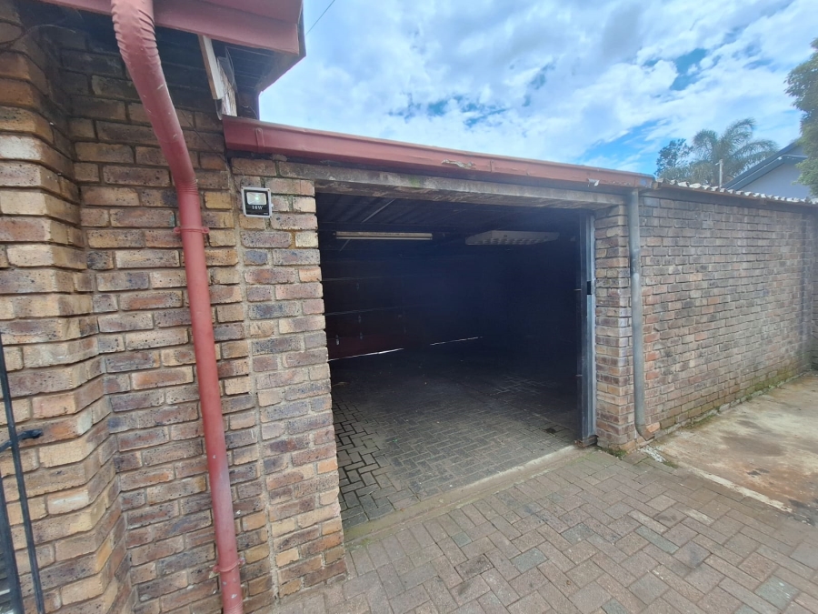 3 Bedroom Property for Sale in Wierda Park Gauteng