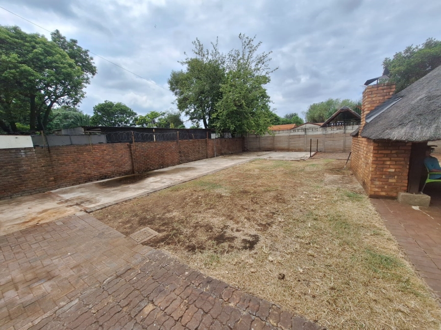 3 Bedroom Property for Sale in Wierda Park Gauteng