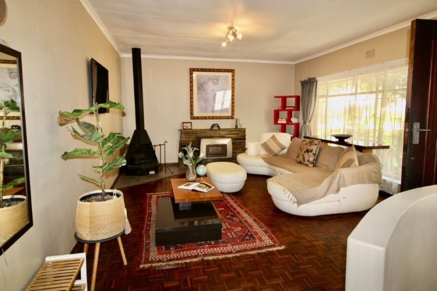 3 Bedroom Property for Sale in Dawnview Gauteng