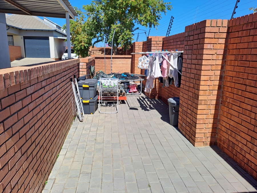 3 Bedroom Property for Sale in The Reeds Gauteng