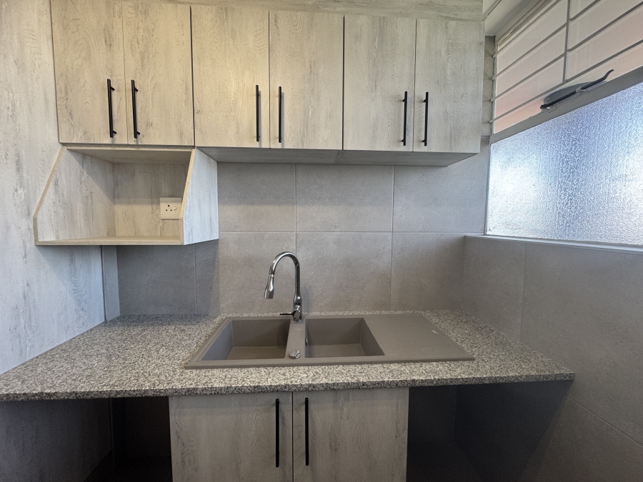 2 Bedroom Property for Sale in Denlee Gauteng