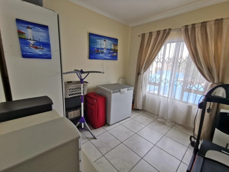 2 Bedroom Property for Sale in South Crest Gauteng