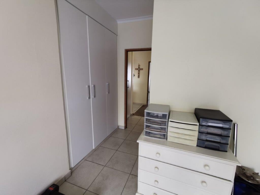 2 Bedroom Property for Sale in South Crest Gauteng