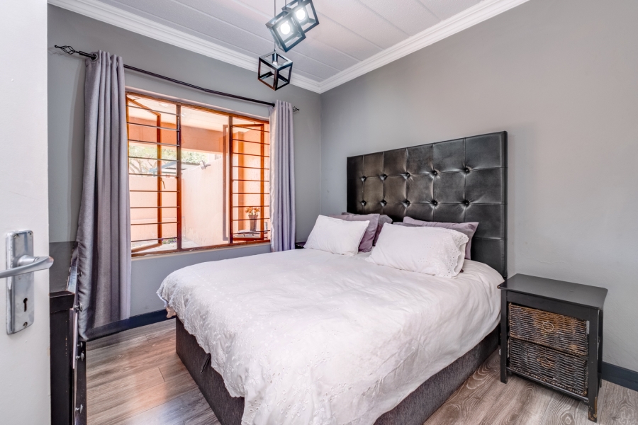 1 Bedroom Property for Sale in Sunninghill Gauteng