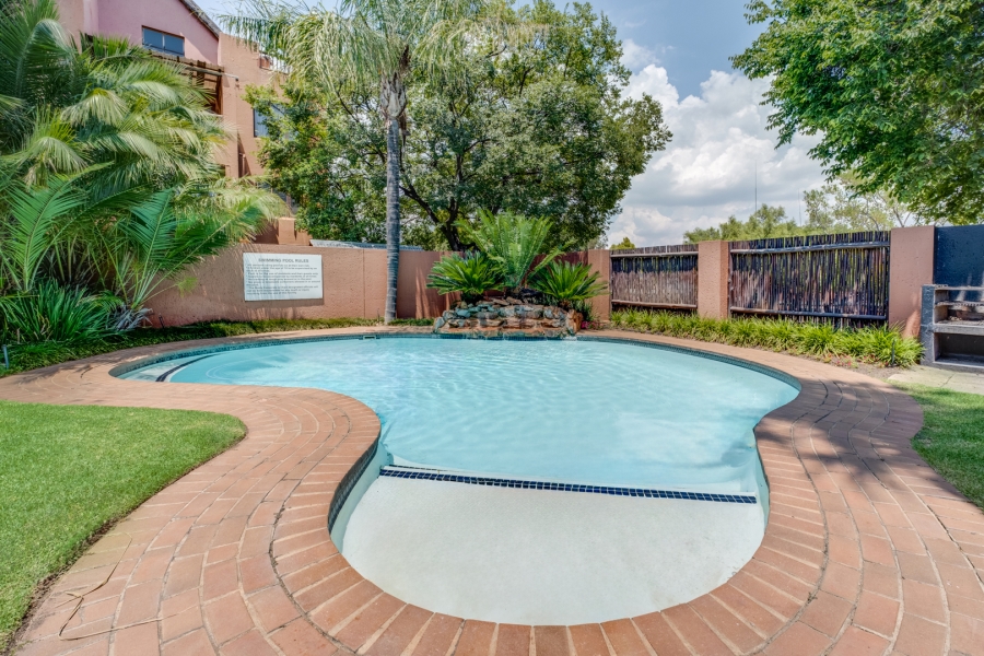 1 Bedroom Property for Sale in Sunninghill Gauteng