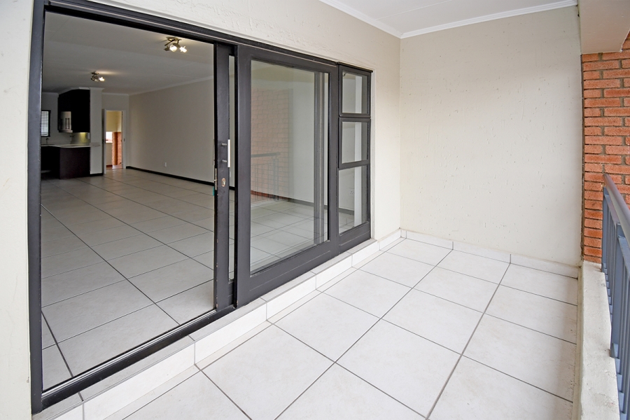 2 Bedroom Property for Sale in Greenstone Hill Gauteng