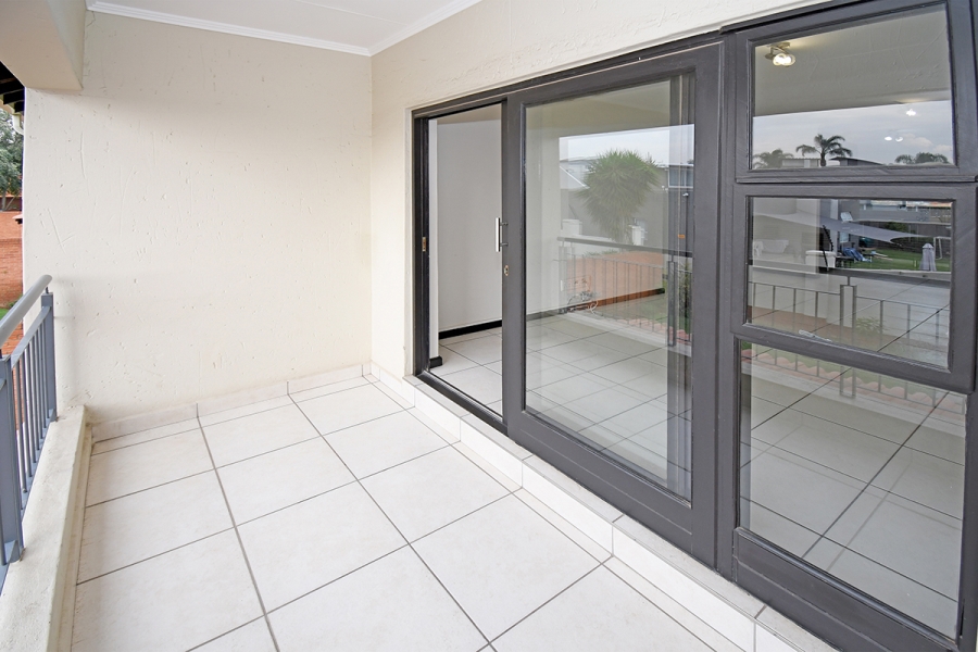 2 Bedroom Property for Sale in Greenstone Hill Gauteng