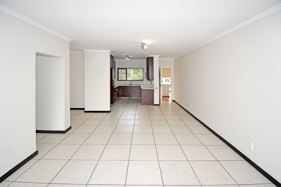 2 Bedroom Property for Sale in Greenstone Hill Gauteng