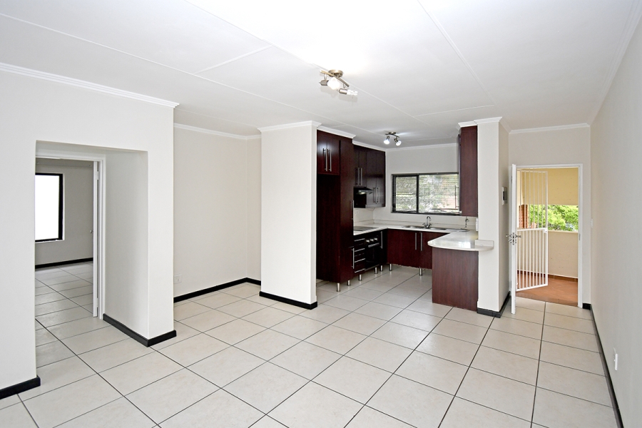 2 Bedroom Property for Sale in Greenstone Hill Gauteng