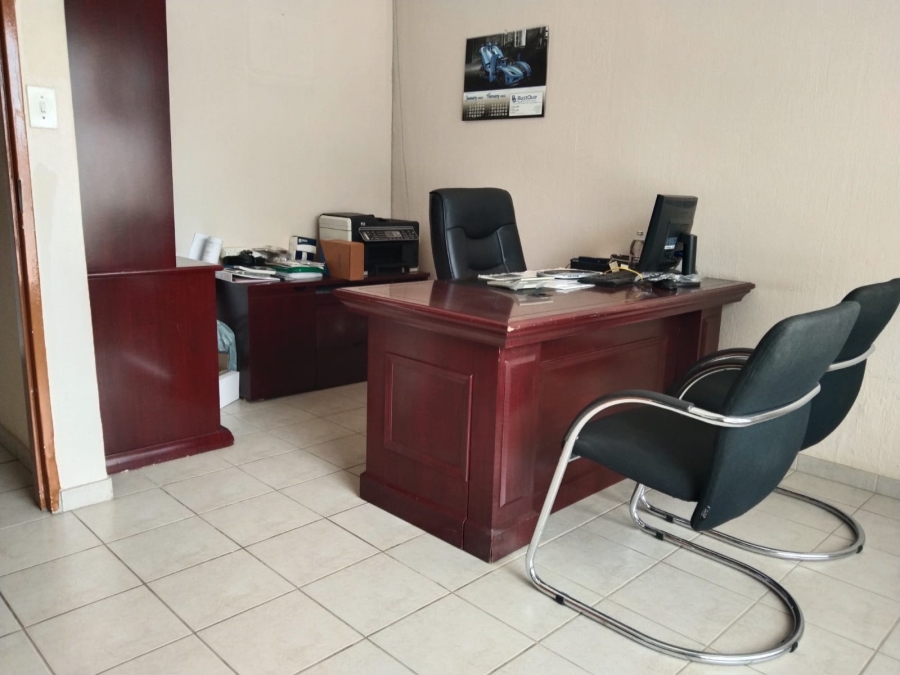 To Let commercial Property for Rent in Buccleuch Gauteng