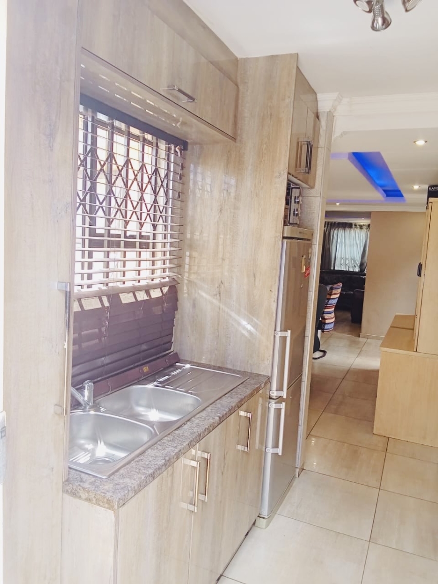 4 Bedroom Property for Sale in The Orchards Gauteng