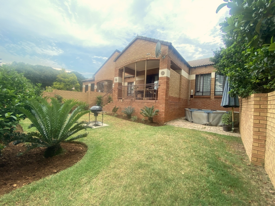 3 Bedroom Property for Sale in Mooikloof Ridge Gauteng