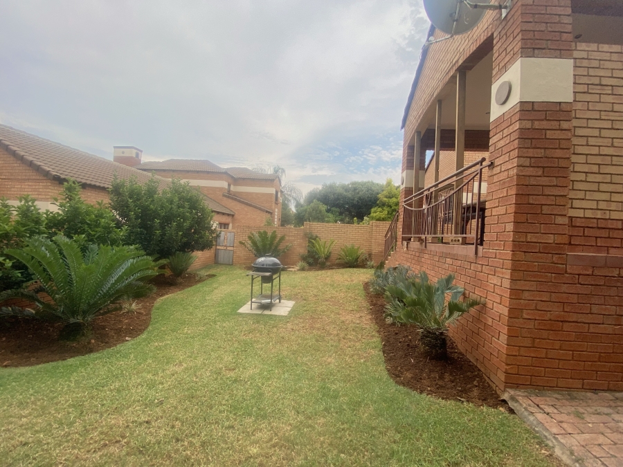 3 Bedroom Property for Sale in Mooikloof Ridge Gauteng