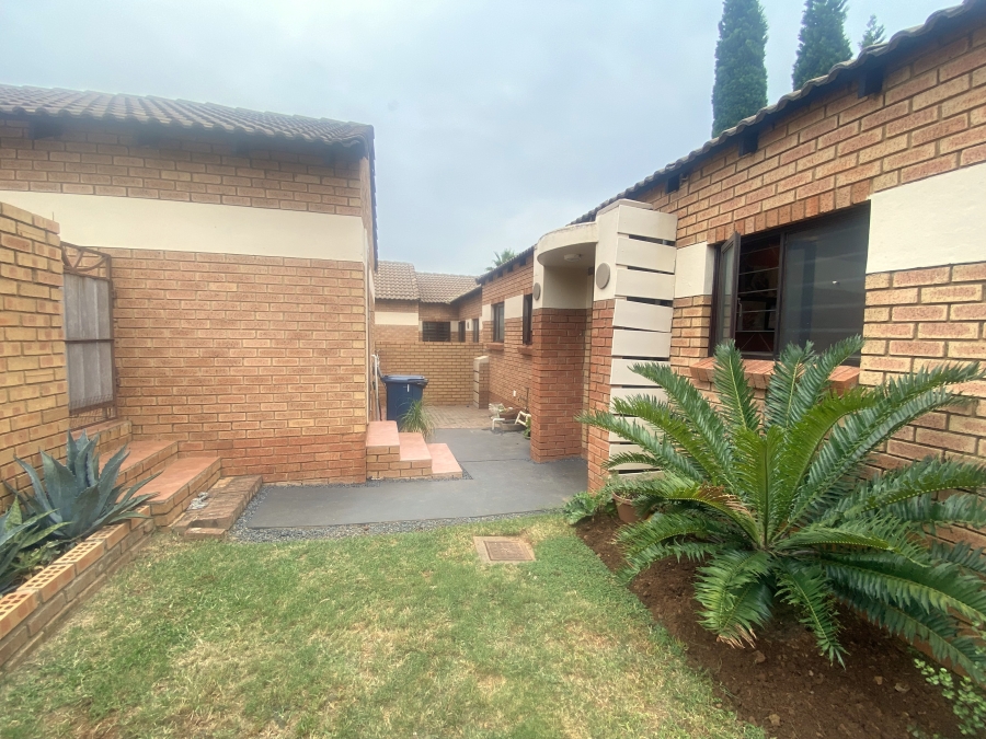 3 Bedroom Property for Sale in Mooikloof Ridge Gauteng