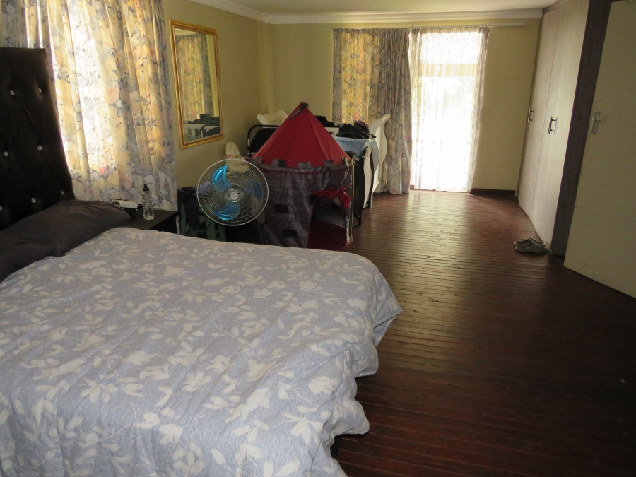 6 Bedroom Property for Sale in Claremont Gauteng