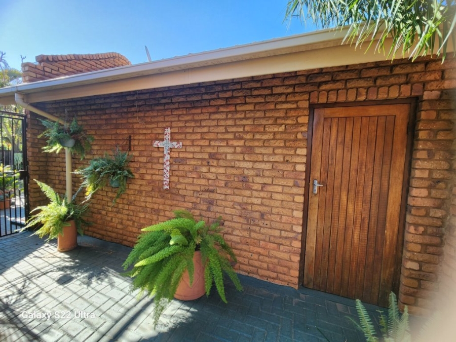 2 Bedroom Property for Sale in Theresa Park Gauteng